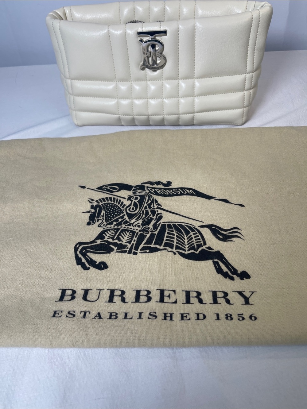 Burberry Lola Small Quilted Leather Shoulder Bag Ivory Authenticated w/ Dust Bag - Picture 16 of 16